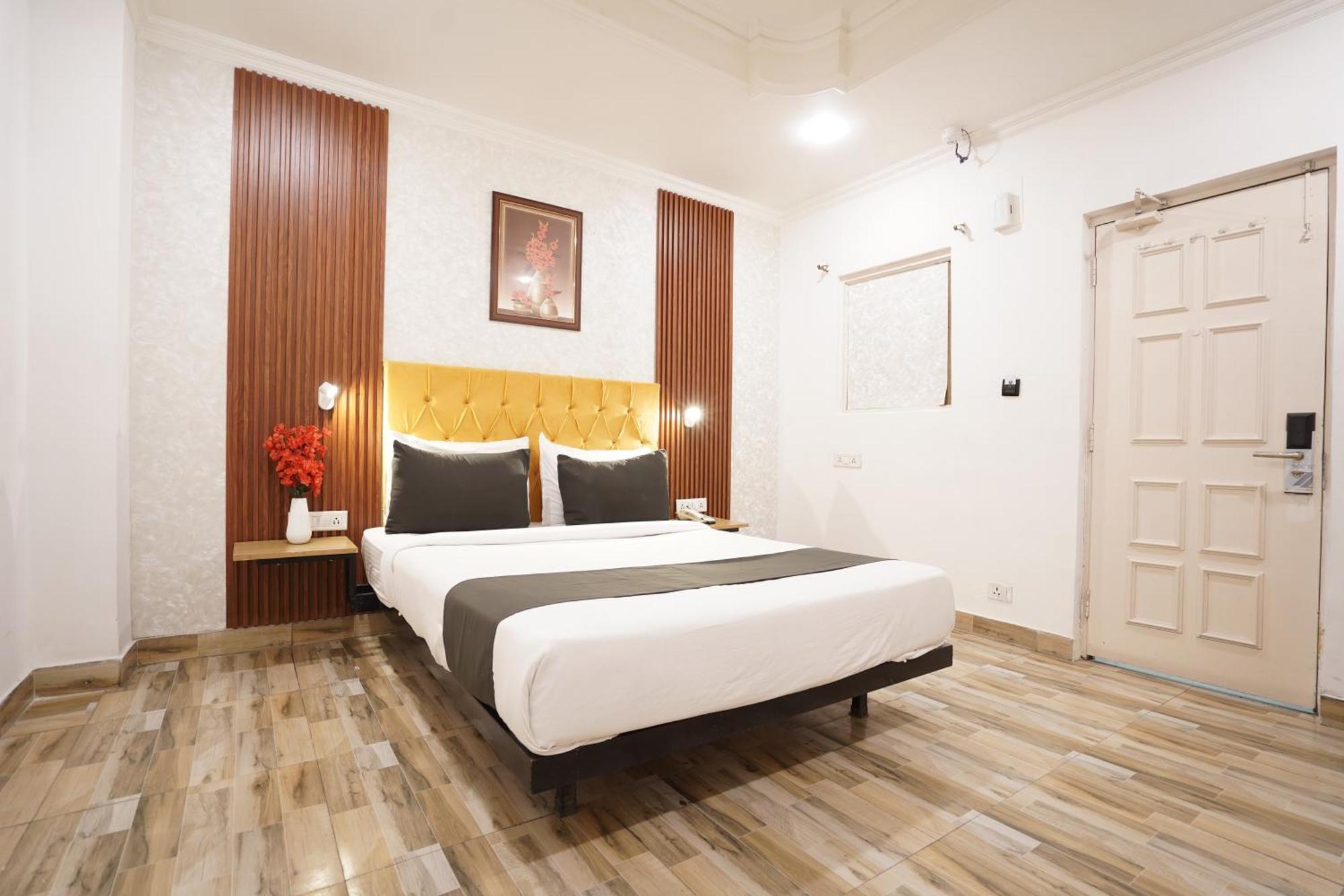 Jageer Palace Mayapuri Hotel 3*